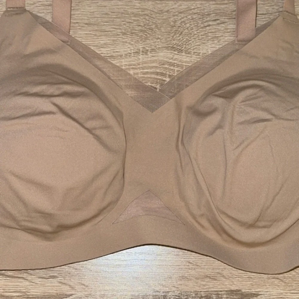 Honeylove CrossOver Padded V-Neck Sand‎ Nude Beige Wireless Bra Size 2X